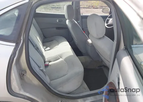 2007 Buick Lacrosse Cx z USA, uszkodzony, nr VIN 2G4WC582X71247637